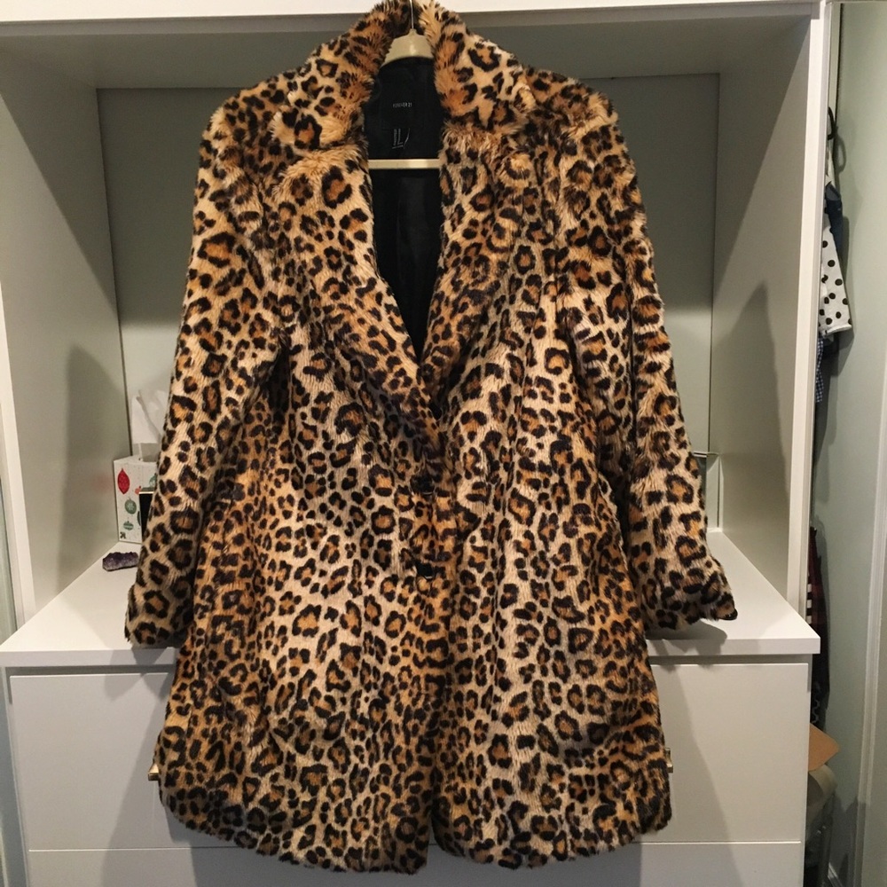 Forever 21 Leopard Print Faux Fur Coat